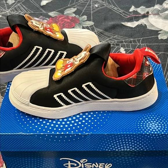 Adidas Little Kids Disney Superstar 360 Mickey Mouse Casual Slip-on Sneakers 12K