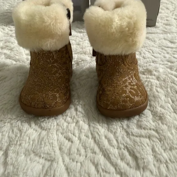 Baby UGG Jorie II Glitter Leopard Boots New in box  Size 0/1 (XS) S0118