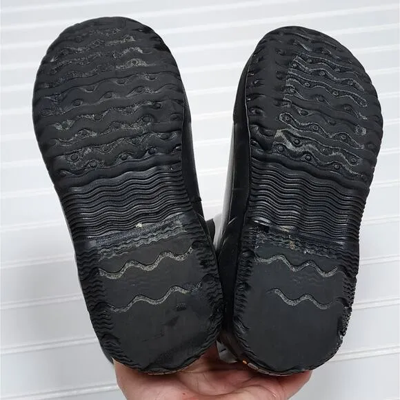Bogs Classic Black Winter Boots