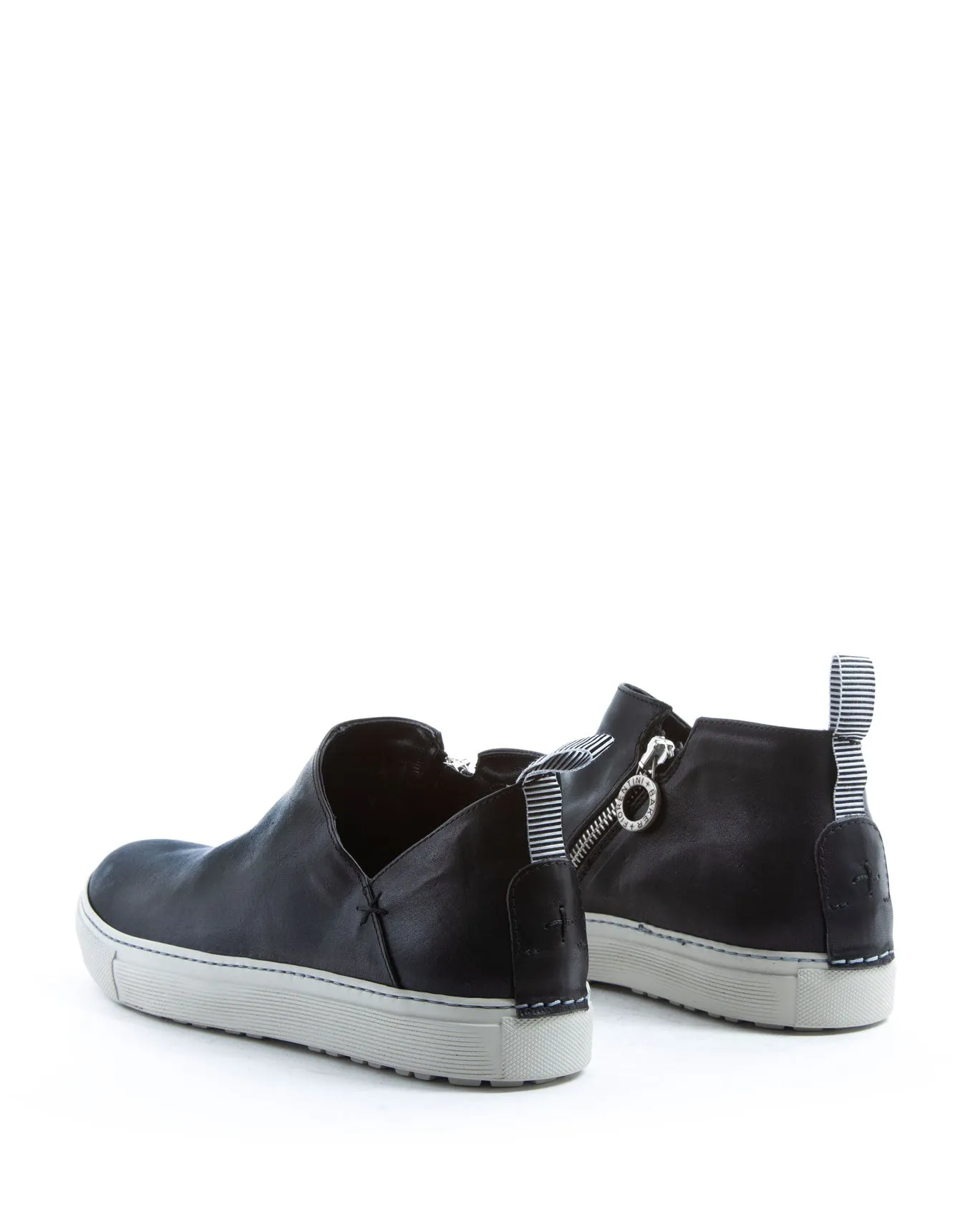 BRIE Black Leather Sneakers