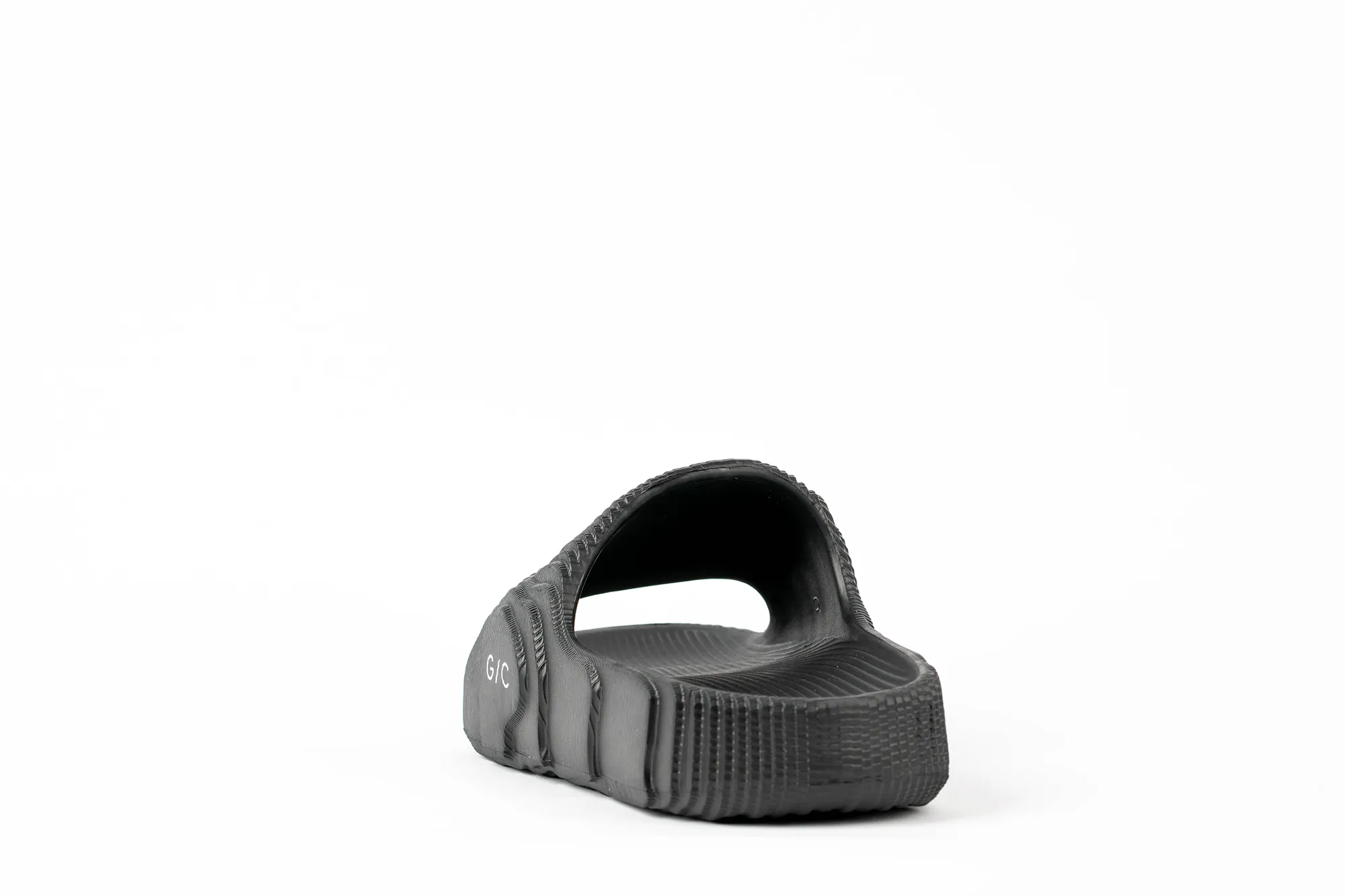 CAELLUM SLIDES | TRIPLE BLACK | UNISEX