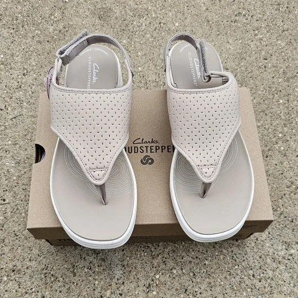 Clarks cloudsteppers cushion sandals women's size 9&amp;10&amp;11