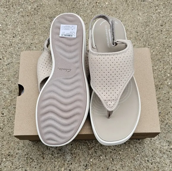 Clarks cloudsteppers cushion sandals women's size 9&amp;10&amp;11