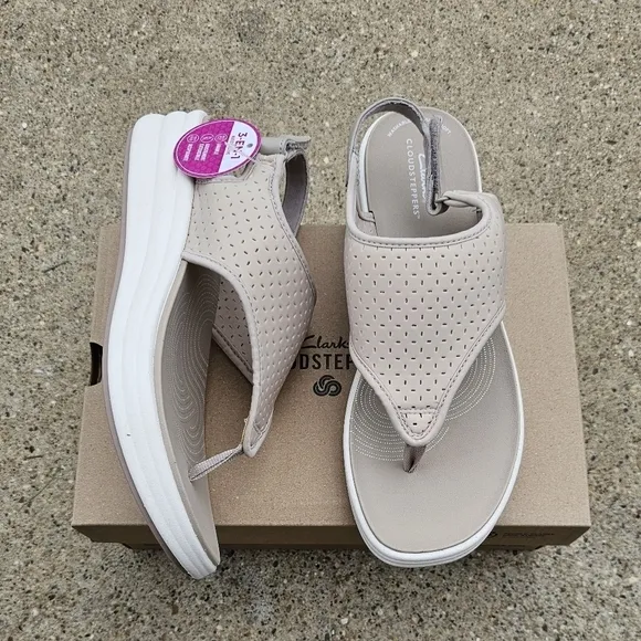 Clarks cloudsteppers cushion sandals women's size 9&amp;10&amp;11