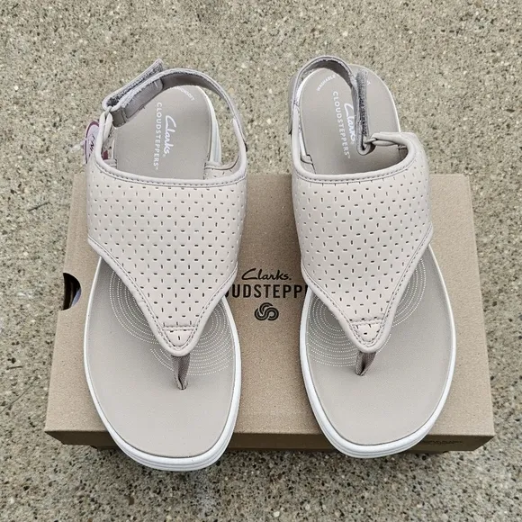 Clarks cloudsteppers cushion sandals women's size 9&amp;10&amp;11