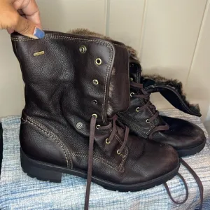 Clarks Reunite Up GTX leather/faux fur/Goretex waterproof winter boots