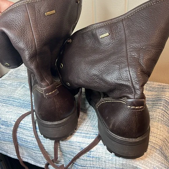 Clarks Reunite Up GTX leather/faux fur/Goretex waterproof winter boots