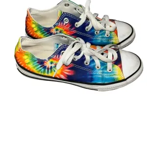 Converse all star chuck Taylor’s tie dye rainbow sneakers youth girls size 2 2Y
