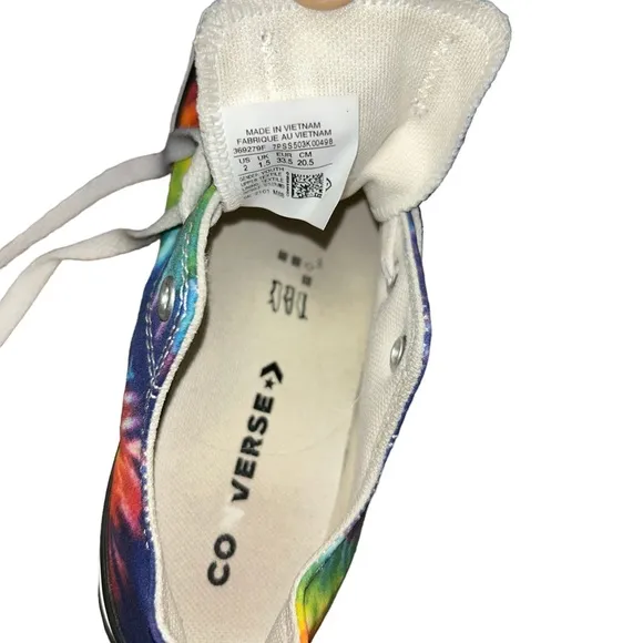 Converse all star chuck Taylor’s tie dye rainbow sneakers youth girls size 2 2Y