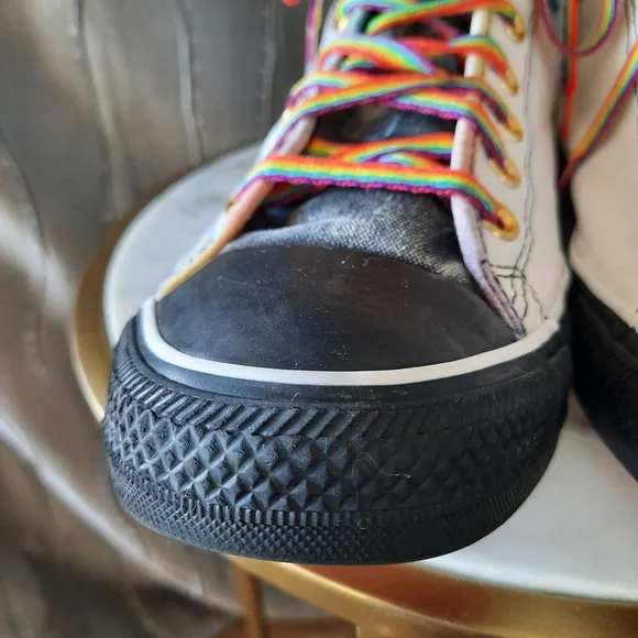 Converse Chuck Taylor Rainbow Sneakers Pride HiTop Unisex Mens 10.5 W 12.5