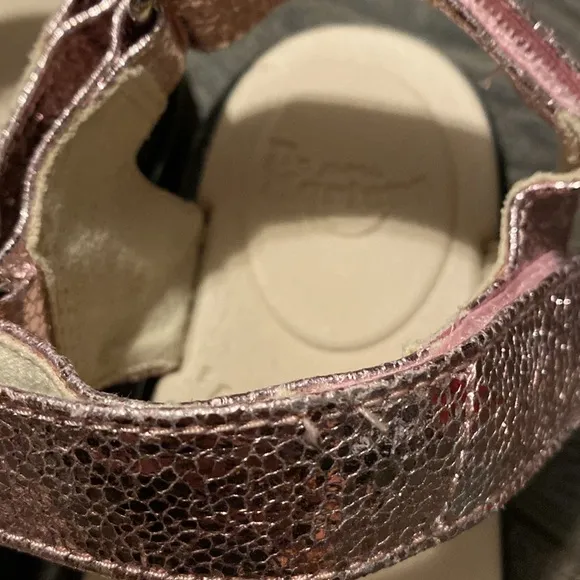Dr. Martens Junior Romi Metallic Leather Strap Sandals Pink Crinkle Girl’s