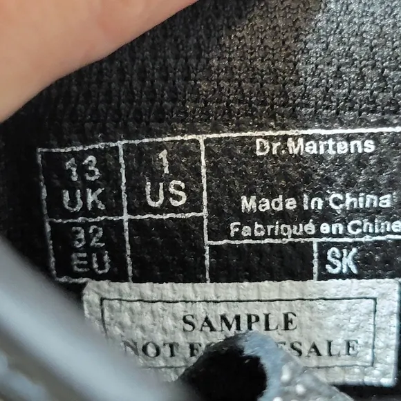 Dr. Martens Kids New  1460 boots in metallic pebble silver