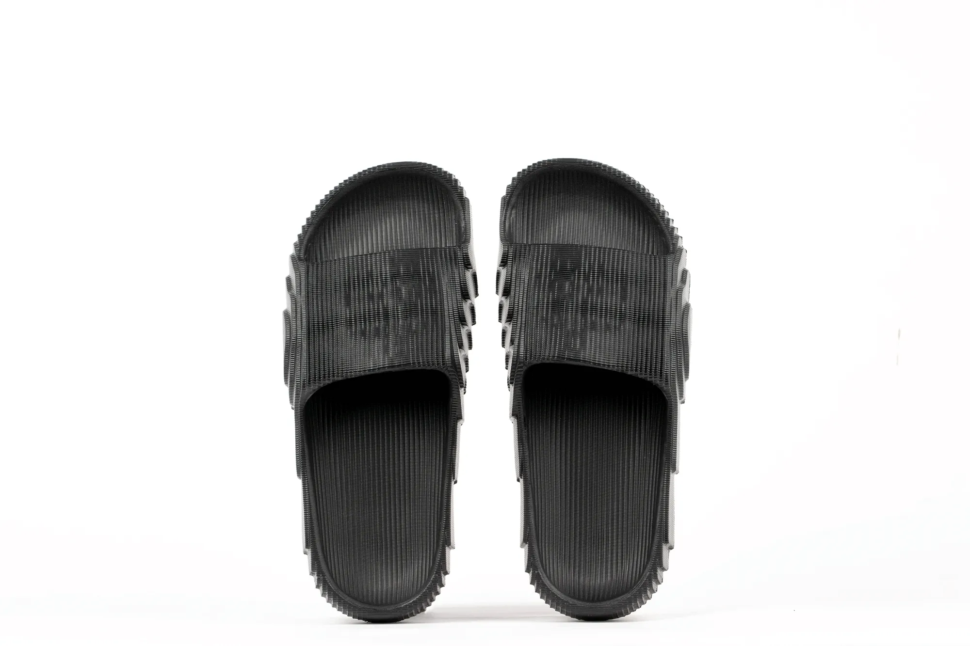 EUGENE SLIDES | TRIPLE BLACK | UNISEX