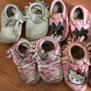 Freshly Picked Mixed Lot of 4 Moccasins Size 6
