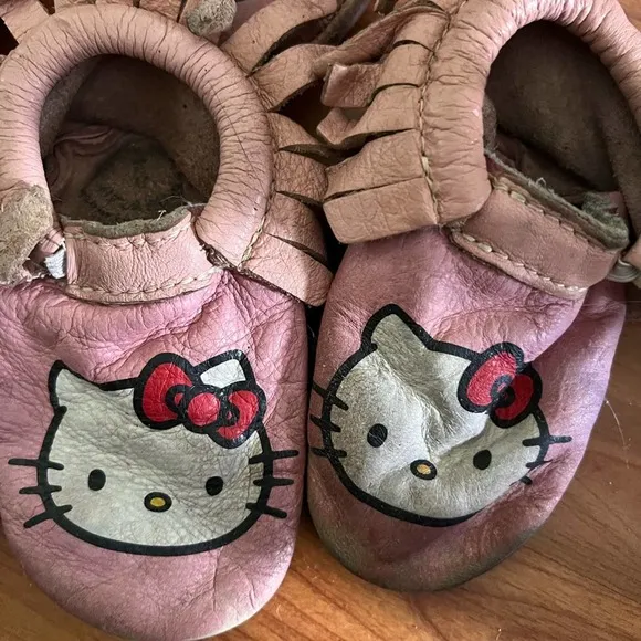 Freshly Picked Mixed Lot of 4 Moccasins Size 6