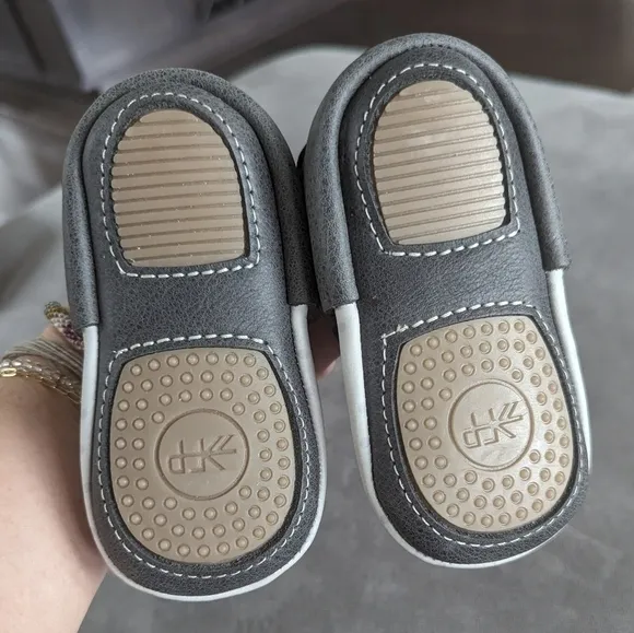Freshly Picked Ruth Bader Ginsberg Moccasins BRAND NEW Size 4