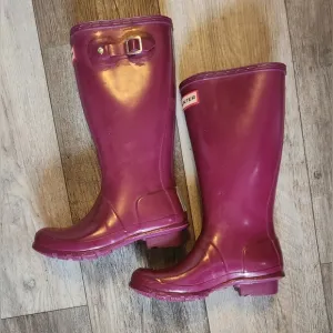 Hunter Girls Burgundy Rain Boots