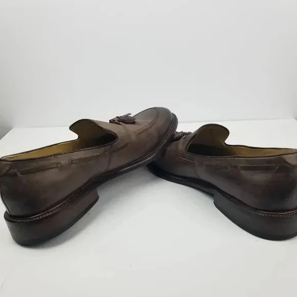 J &amp; M Men's Comfy Brown Sheepskin Loafers Sz 8M