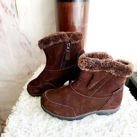 Kamik waterproof Montreal sheepskin fur lined warm boots