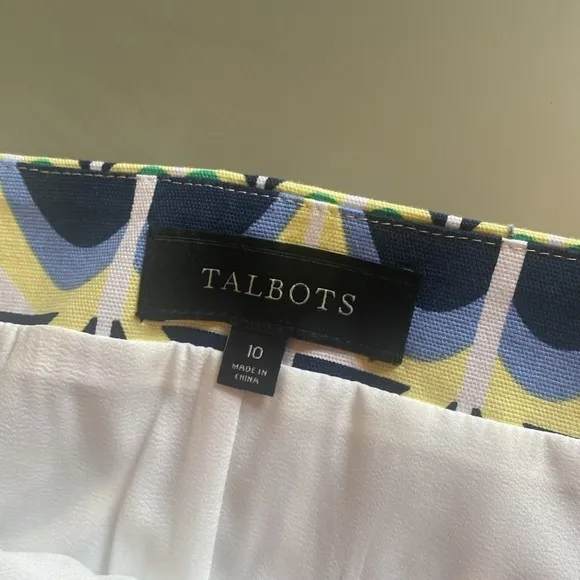 Like NEW Talbot’s Cotton Geometric Print A-line Mini Skirt with Stretch Size 10