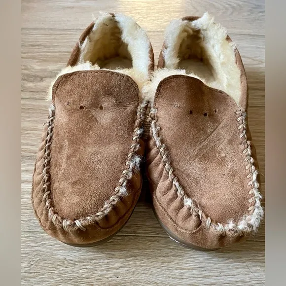 L.L.Bean Wicked Good Moccasins Loafer Slippers Men's 9 Medium