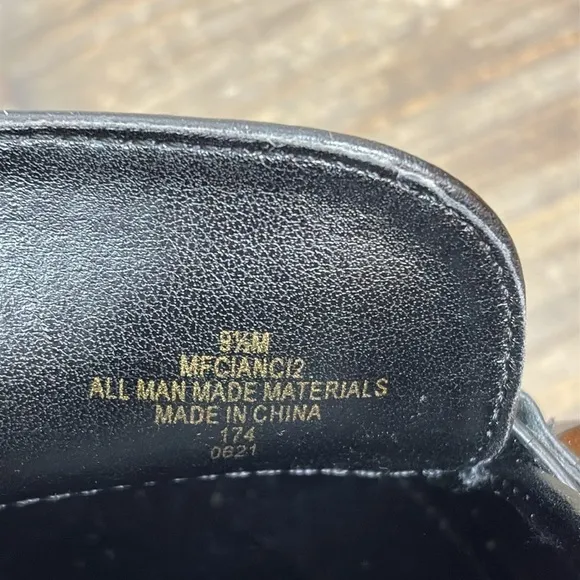 Marc Fisher Black Studded Loafers Men’s Size 9.5