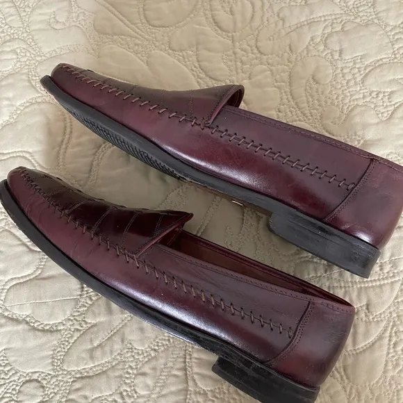 Men’s Tommy Bahama loafers