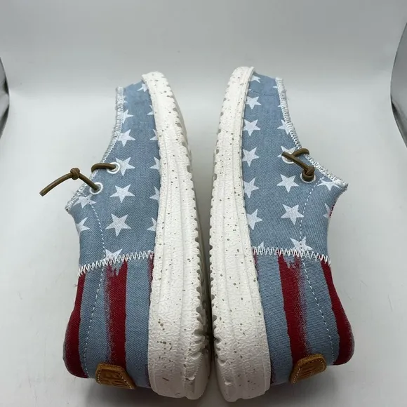 NEW! Hey Dude Wally Americana Denim Star boys loafers size 1Y