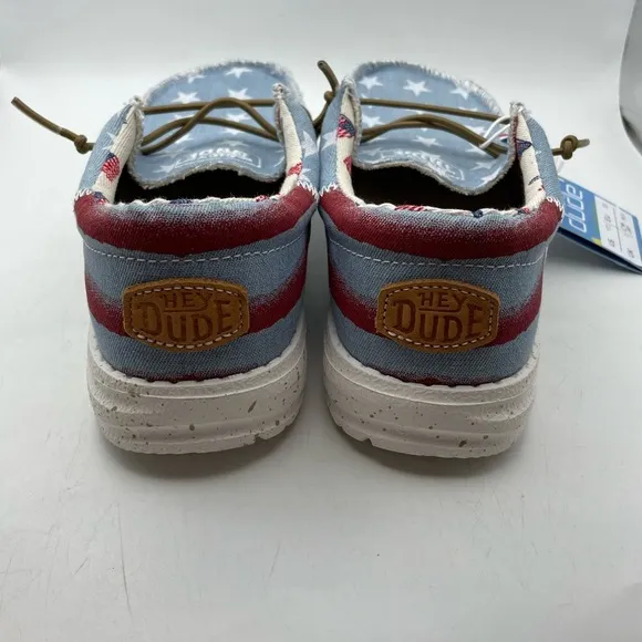 NEW! Hey Dude Wally Americana Denim Star boys loafers size 1Y