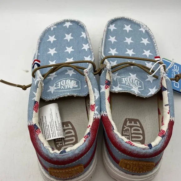 NEW! Hey Dude Wally Americana Denim Star boys loafers size 1Y