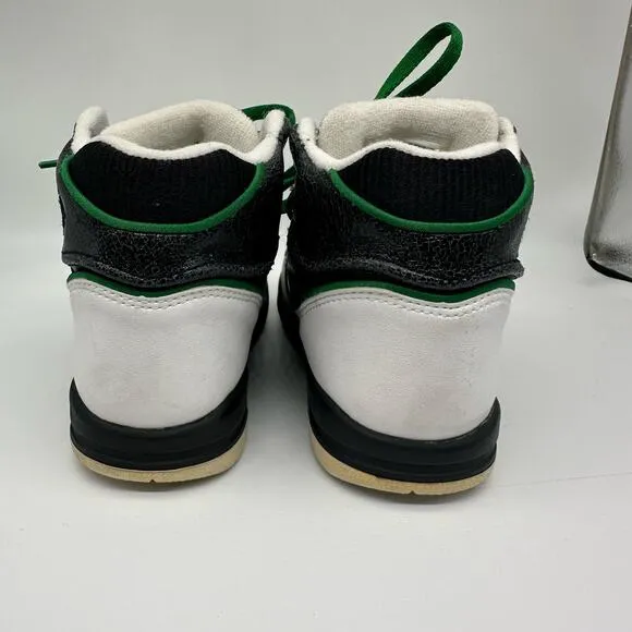 Nike Air Assualt Kids Black/White/ Lucky Green Sneakers 316009-031 Size 12C