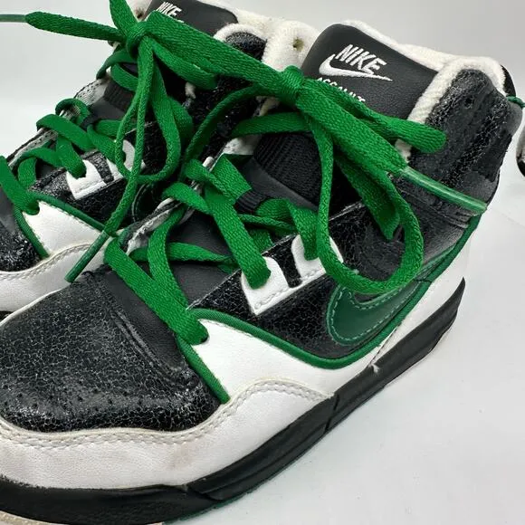 Nike Air Assualt Kids Black/White/ Lucky Green Sneakers 316009-031 Size 12C