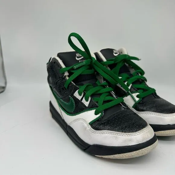 Nike Air Assualt Kids Black/White/ Lucky Green Sneakers 316009-031 Size 12C