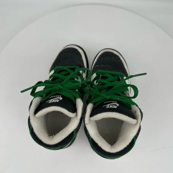 Nike Air Assualt Kids Black/White/ Lucky Green Sneakers 316009-031 Size 12C