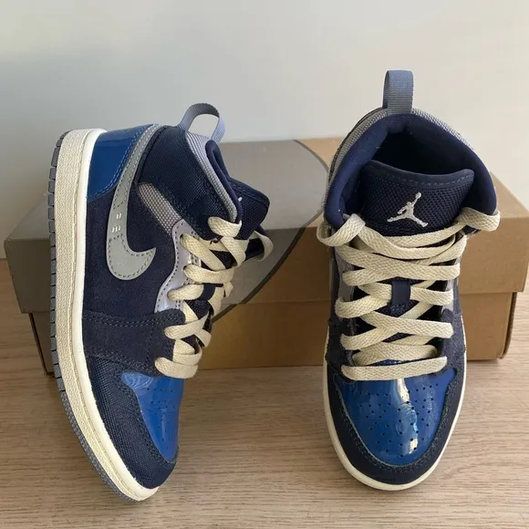 Nike Air Jordan 1 Mid SE Craft Kids Sneakers- SZ 13 C