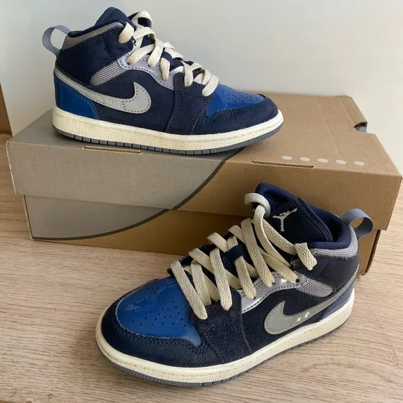 Nike Air Jordan 1 Mid SE Craft Kids Sneakers- SZ 13 C