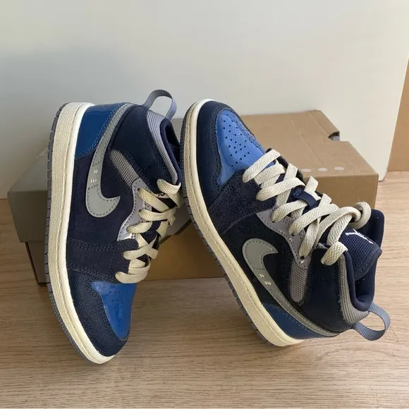 Nike Air Jordan 1 Mid SE Craft Kids Sneakers- SZ 13 C
