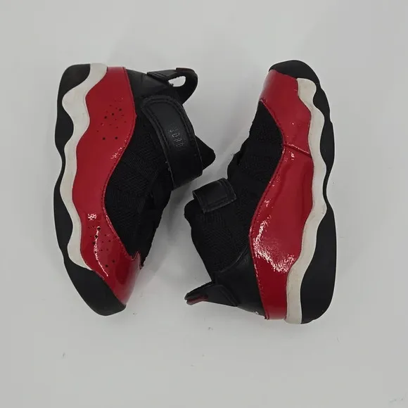NIKE AIR JORDAN'S Kids Size 7
