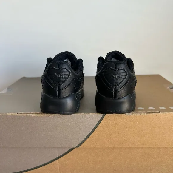 Nike Air Max 90 LTR ‘Triple Black’ Toddler Sneakers- SZ 4 C