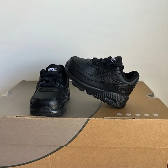 Nike Air Max 90 LTR ‘Triple Black’ Toddler Sneakers- SZ 4 C