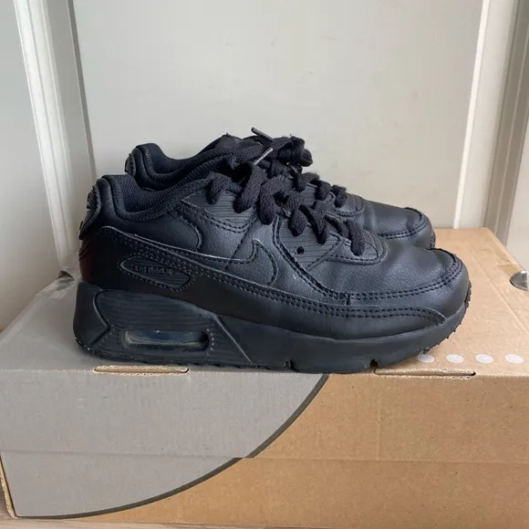 Nike Air Max 90 “TRIPLE BLACK” Little Kids Sneakers - SZ 1 Y