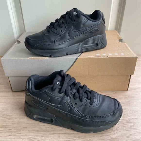 Nike Air Max 90 “TRIPLE BLACK” Little Kids Sneakers - SZ 1 Y