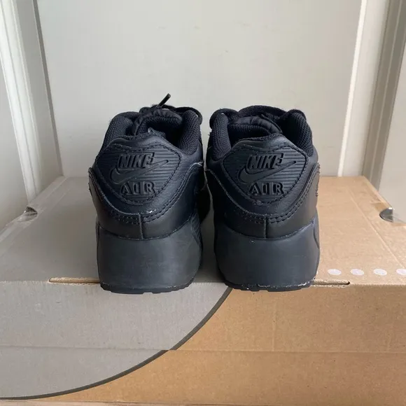 Nike Air Max 90 “TRIPLE BLACK” Little Kids Sneakers - SZ 1 Y