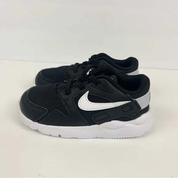Nike LD Victory Slip on Black White Sneakers Children’s Size 8C NWOT