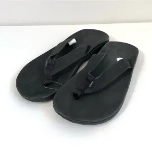 NWT Chaco Classic Black Leather Outdoor Flip Flop Sandals Size 10