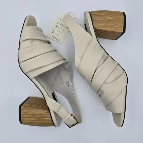 NWT Sanctuary Regal Heeled Leather Sandals, Bone, 10M