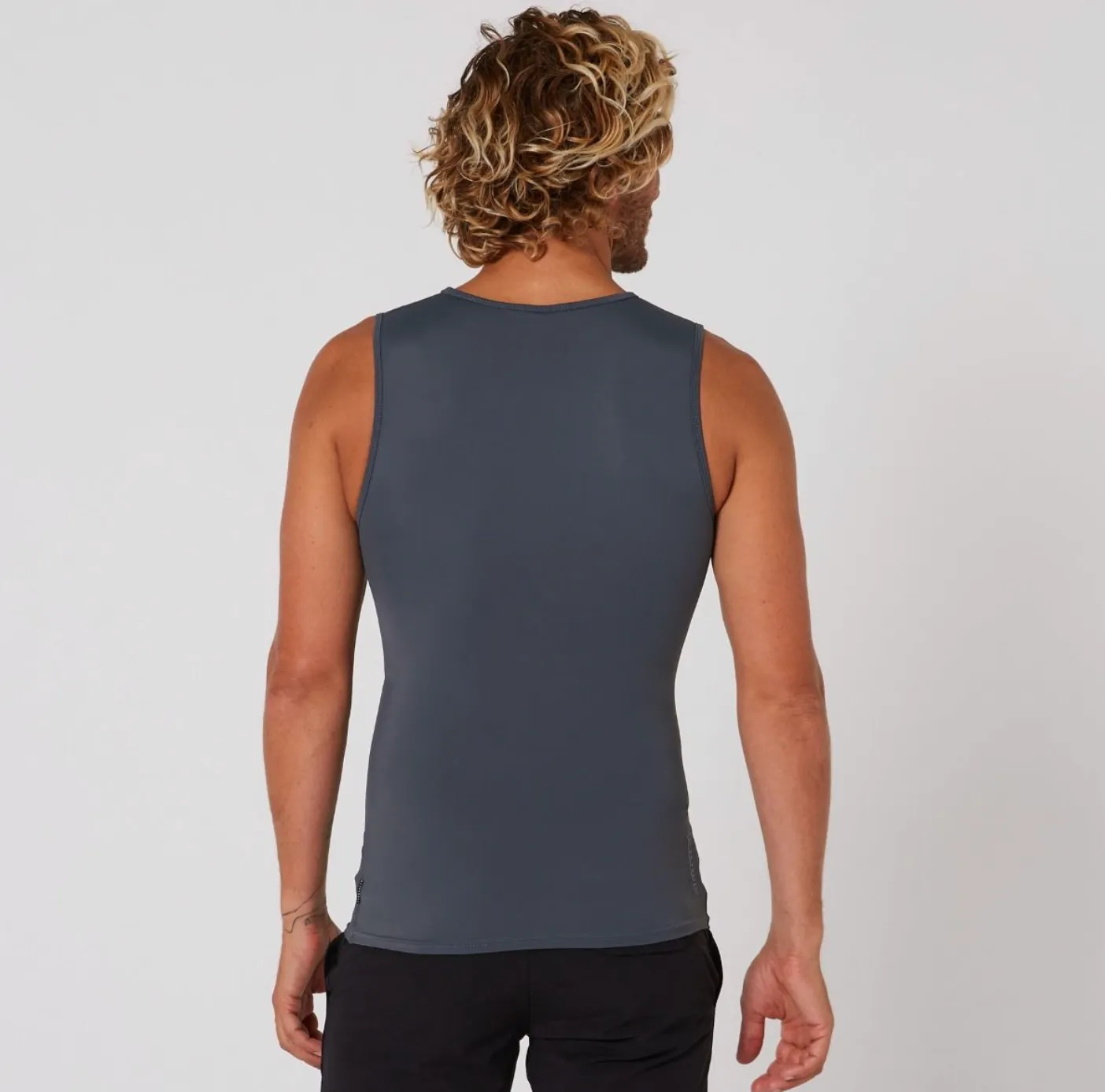 OCEAN & EARTH   RIB GUARD PADDED VEST