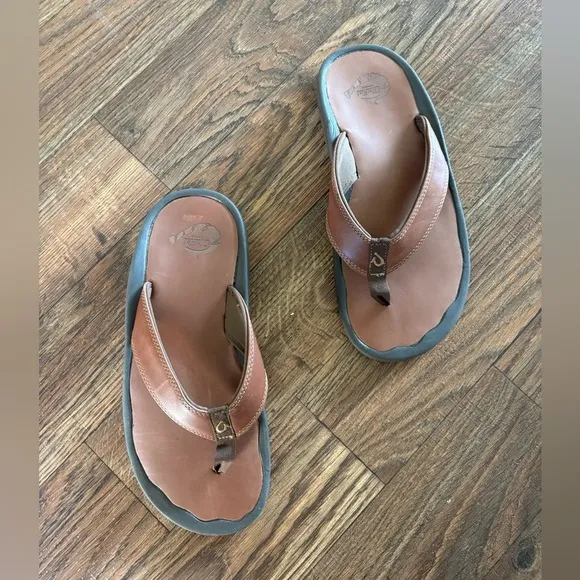 OLUKAI LEATHER OHANA MENS SANDALS