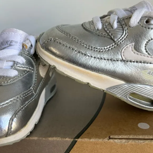 Rare 2014 Nike Air Max 90 White/Silver Metallic Toddler Sneakers- SZ 4 C