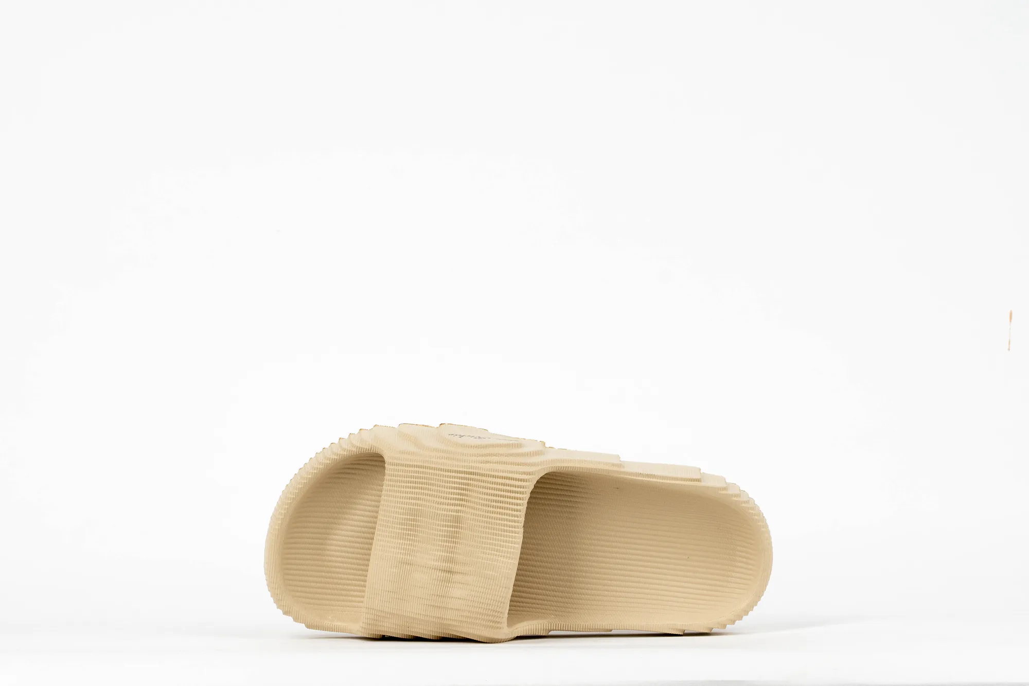 REMO SLIDES | TRIPLE BEIGE | UNISEX